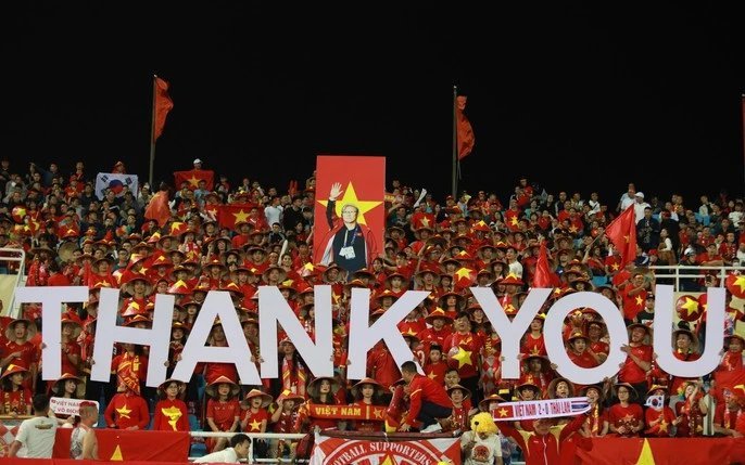 119+ ảnh cổ động viên sân mỹ đình cực sôi động 35