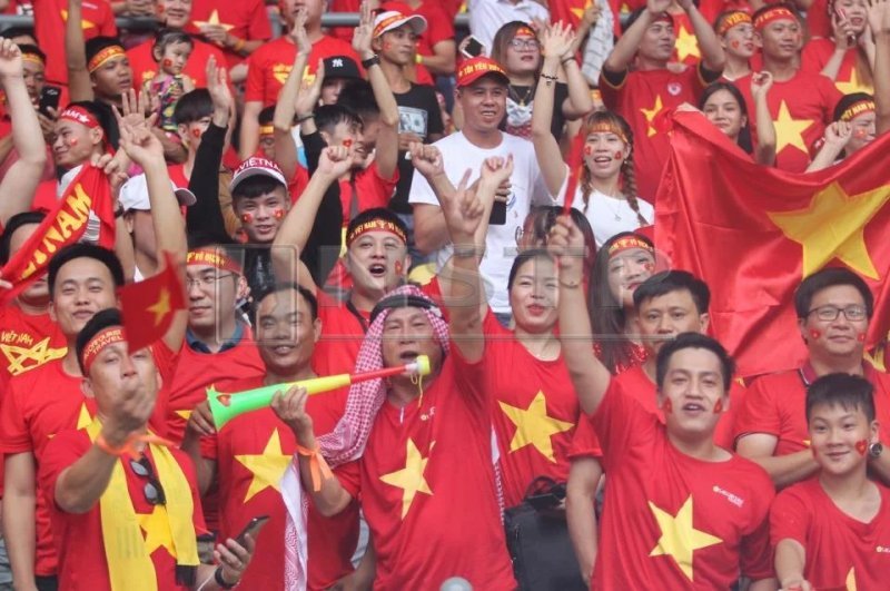 Top 139+ ảnh cổ động viên bóng đá Việt Nam tiếp lửa cho đội nhà 14