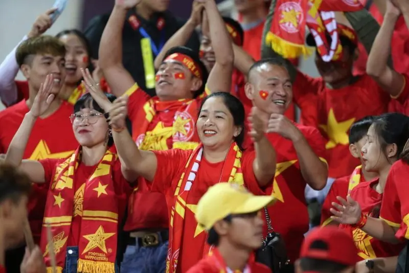 Top 139+ ảnh cổ động viên bóng đá Việt Nam tiếp lửa cho đội nhà 15