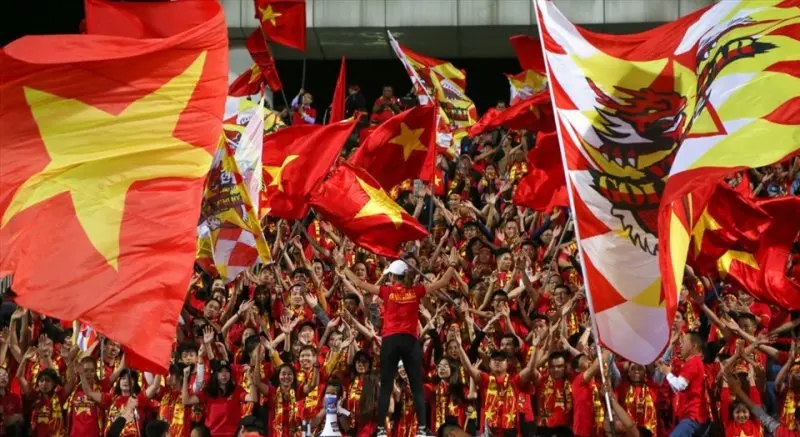 Top 139+ ảnh cổ động viên bóng đá Việt Nam tiếp lửa cho đội nhà 7