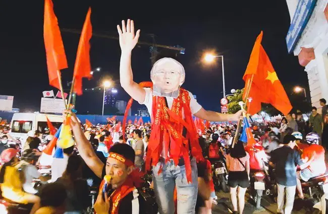 Top 109+ ảnh cổ động viên Việt Nam ăn mừng chiến thắng 34