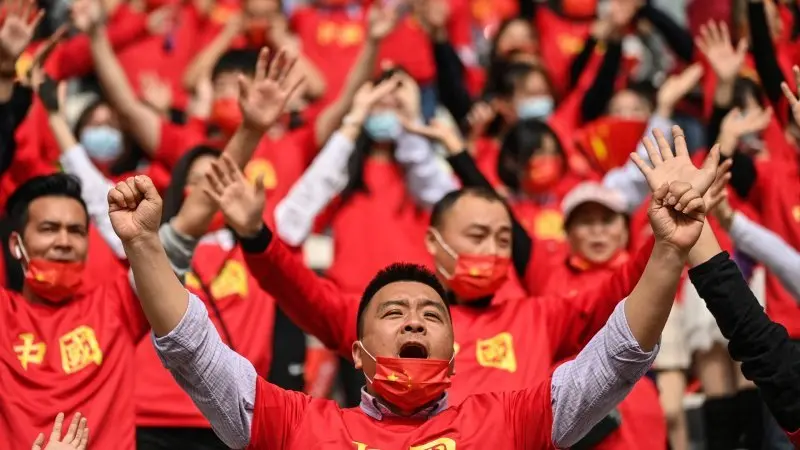 Top 99+ ảnh cổ động viên Trung Quốc rực lửa đam mê 20