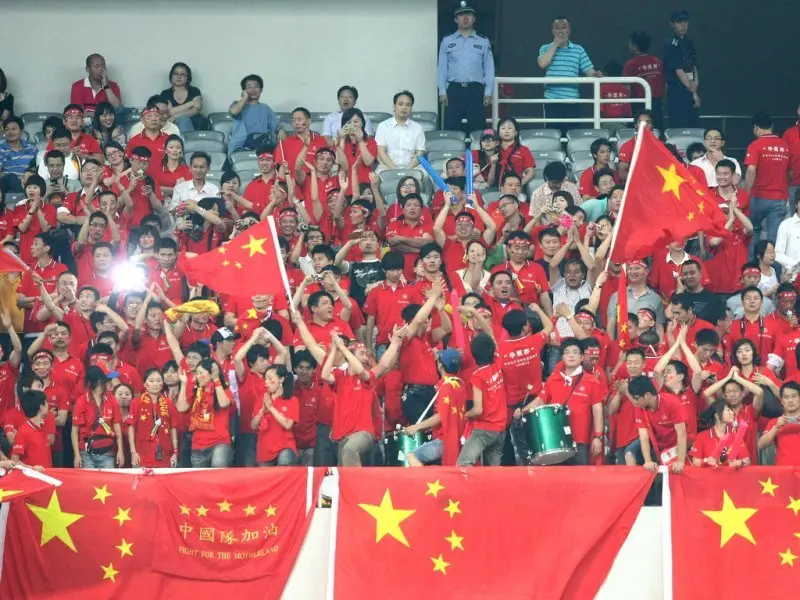 Top 99+ ảnh cổ động viên Trung Quốc rực lửa đam mê 20