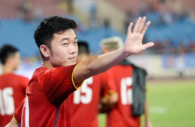 99+ ảnh cầu thủ Lương Xuân Trường, niềm tự hào của bóng đá Việt Nam 7