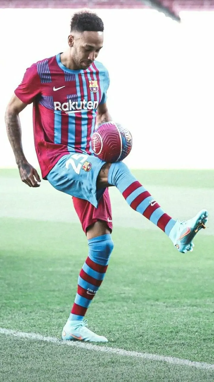 ảnh chế Pierre-Emerick Aubameyang 27 ảnh chế Pierre-Emerick Aubameyang 27