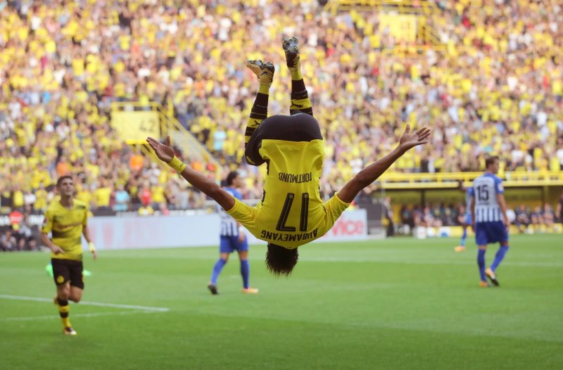 ảnh chế Pierre-Emerick Aubameyang 6 ảnh chế Pierre-Emerick Aubameyang 6