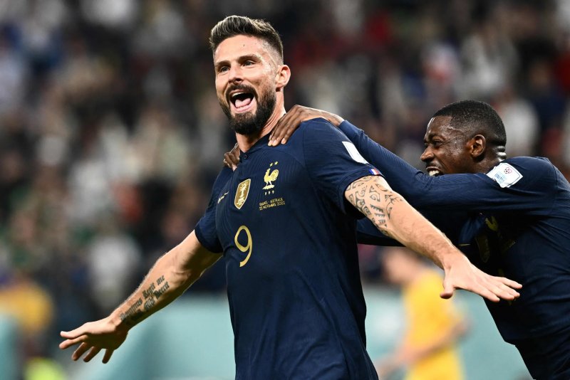 ảnh chế Olivier Giroud 11