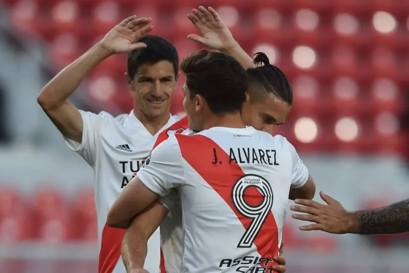 River Plate 31 River Plate 31