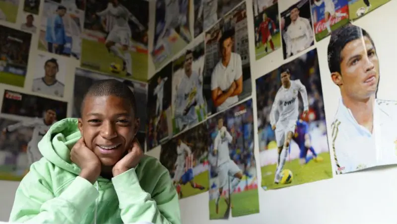 ảnh chế Kylian Mbappé 21 ảnh chế Kylian Mbappé 21