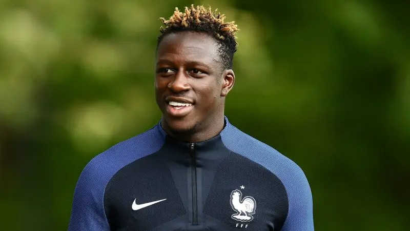 ảnh chế Benjamin Mendy 2 ảnh chế Benjamin Mendy 2