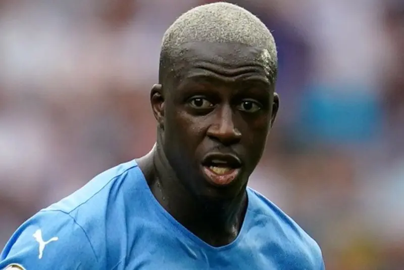 ảnh chế Benjamin Mendy 42 ảnh chế Benjamin Mendy 42