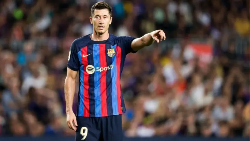 Ảnh nền Robert Lewandowski siêu sắc nét  4