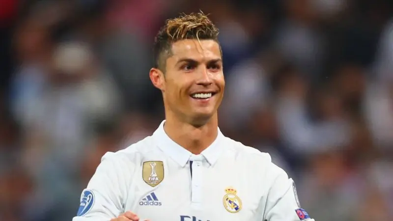 Top 99+ ảnh Ronaldo tóc mì tôm điển trai nhất hiện nay 24