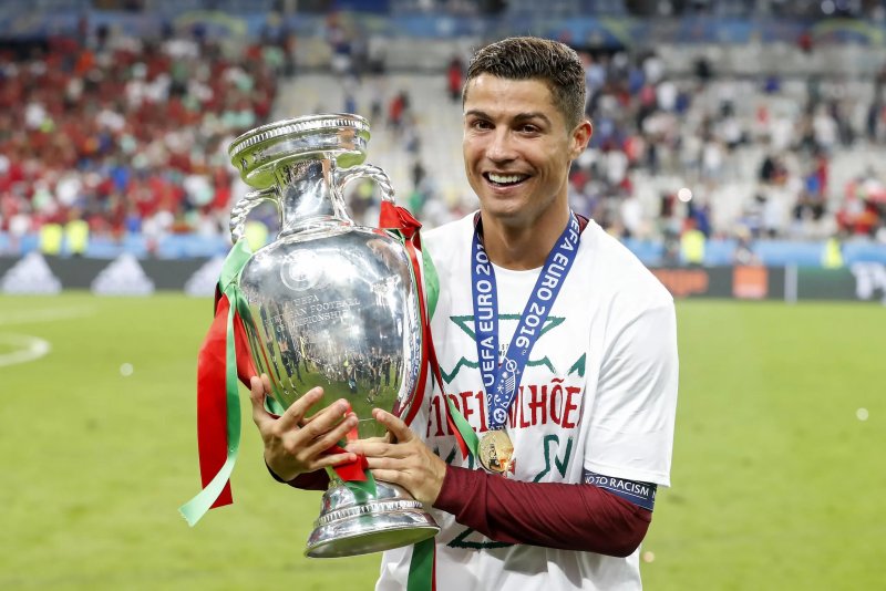 Top 99+ ảnh Ronaldo tóc mì tôm điển trai nhất hiện nay 25