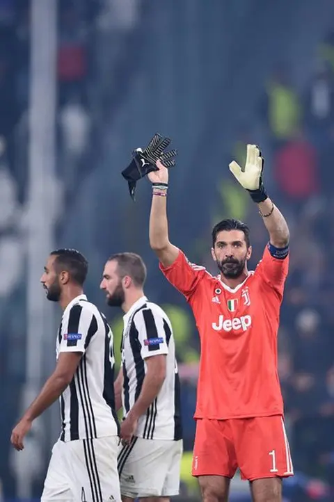 ảnh chế Gianluigi Buffon 24 ảnh chế Gianluigi Buffon 24