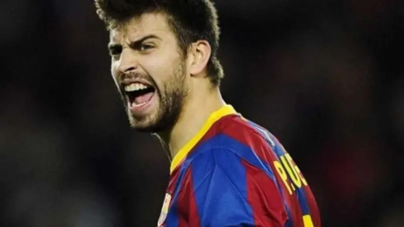 ảnh chế Gerard Piqué 12