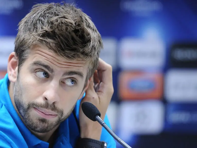 ảnh chế Gerard Piqué 21