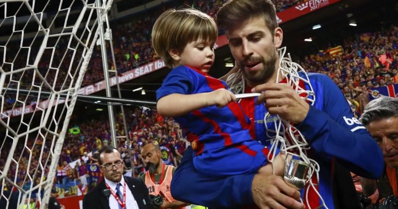 ảnh chế Gerard Piqué 28