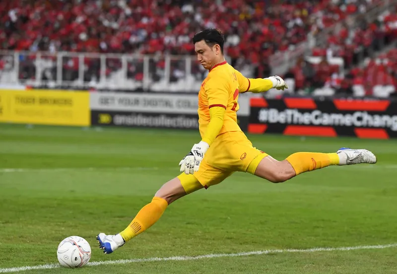 Tiểu sử Đặng Văn Lâm 10