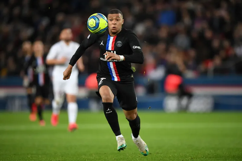Tiểu sử Kylian Mbappé 16 Tiểu sử Kylian Mbappé 16
