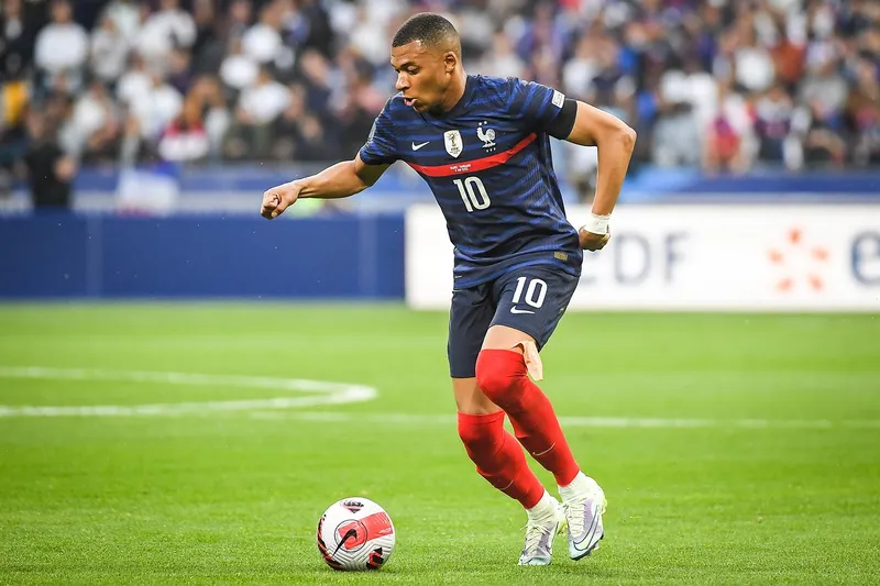Tiểu sử Kylian Mbappé 13 Tiểu sử Kylian Mbappé 13