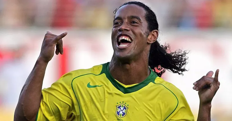 Tiểu sử Ronaldinho 1 Tiểu sử Ronaldinho 1