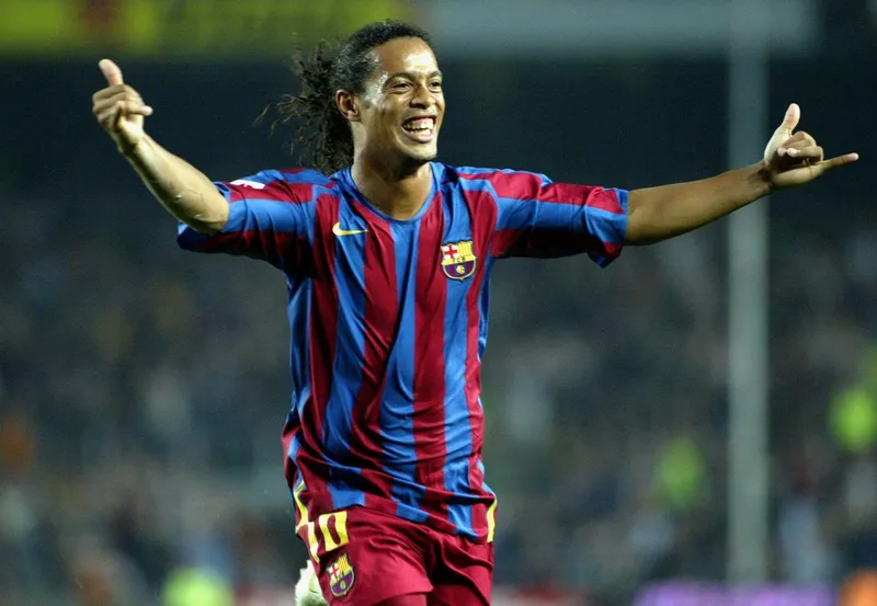 Tiểu sử Ronaldinho 19 Tiểu sử Ronaldinho 19
