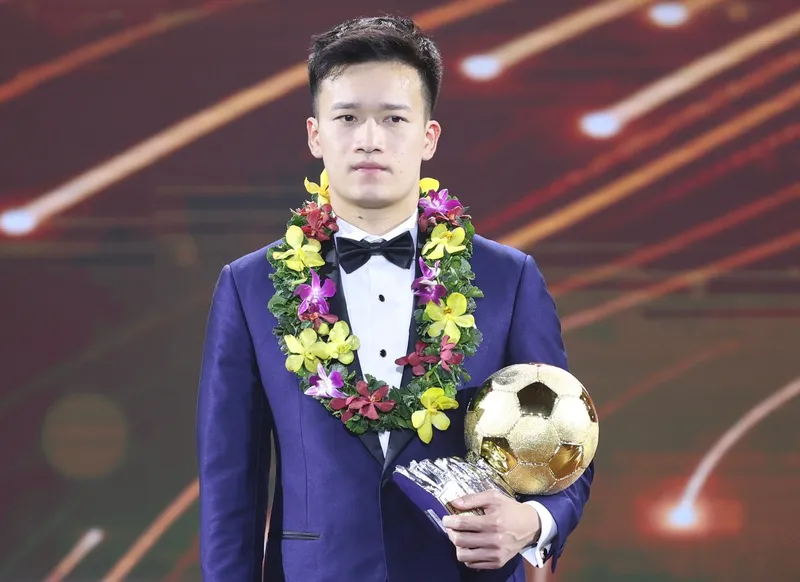 Tiểu sử Nguyễn Hoàng Đức 2