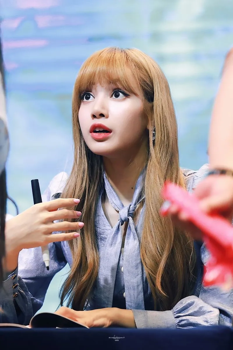 Hình blackpink meme luôn mang lại những khoảnh khắc hài hước và dễ thương.