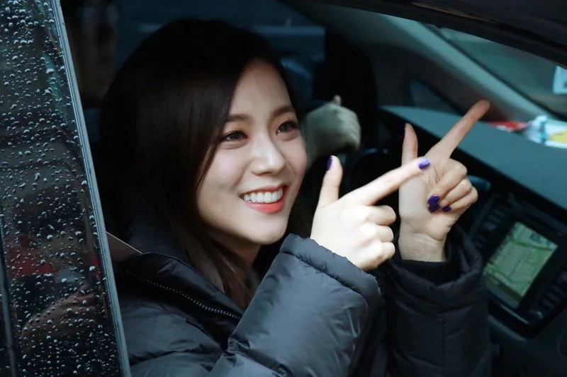 Blackpink heart meme là biểu tượng đáng yêu, thể hiện tình yêu của fan dành cho nhóm.