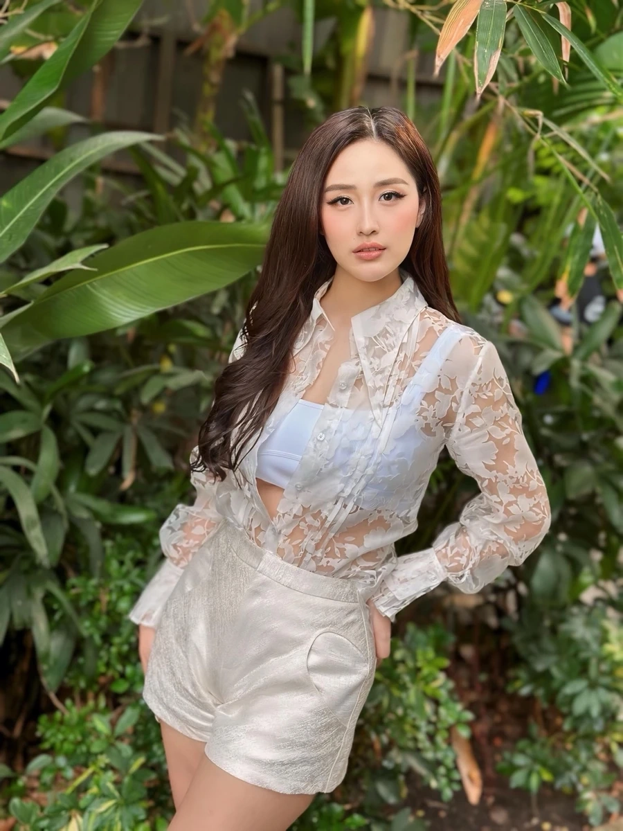 Mai Phương Thúy lộ mu trong một khoảnh khắc rất đặc biệt.