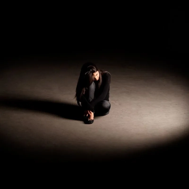 Avatar cô đơn ảnh buồn là nơi gửi gắm tâm tư cho ngày đầy cảm xúc