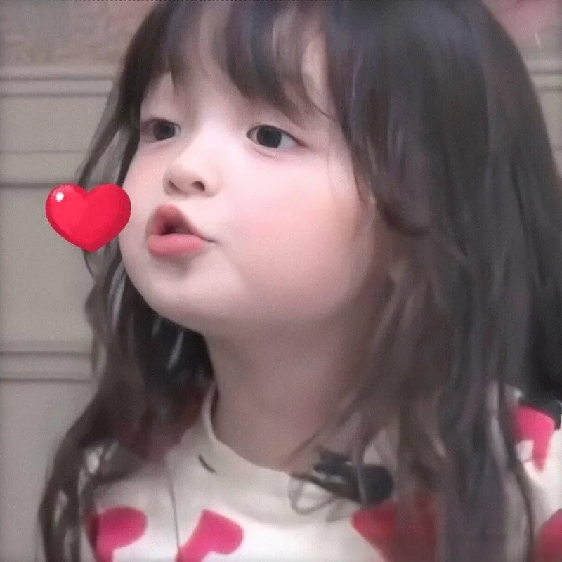 Meme bắn tim bựa mang lại những tình huống hài hước đầy bất ngờ.