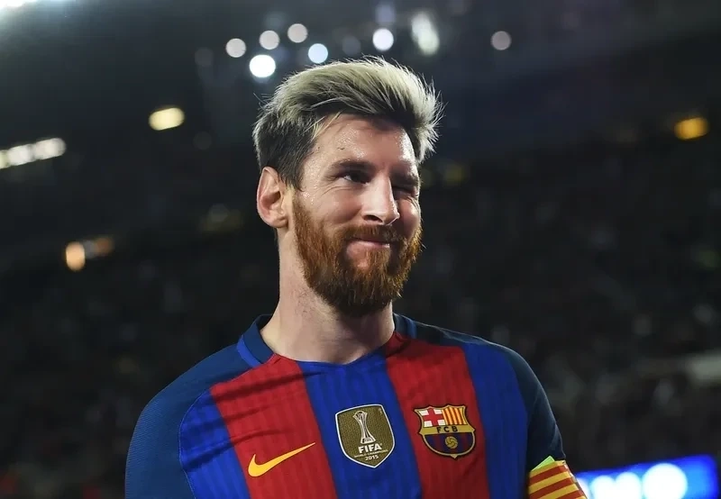 Goat meme messi ca ngợi Messi như là 