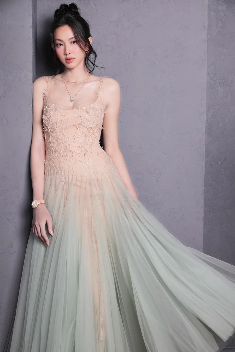 Đám hỏi Đen Vâu và Hoàng Thùy Linh được mong chờ, tạo sự thích thú trong cộng đồng.