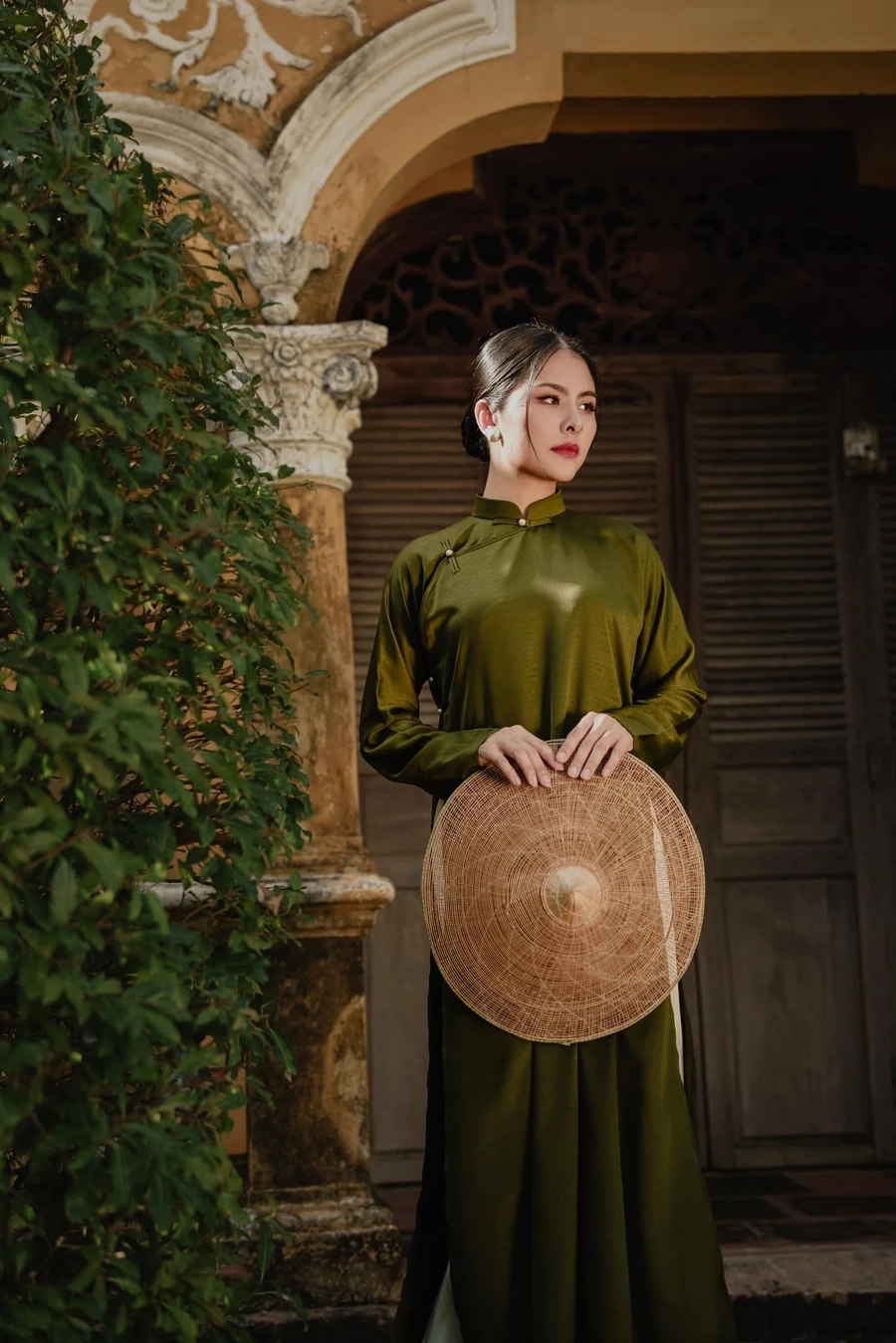 Vân Trang sinh con là niềm vui lớn trong gia đình và được mọi người chúc phúc.