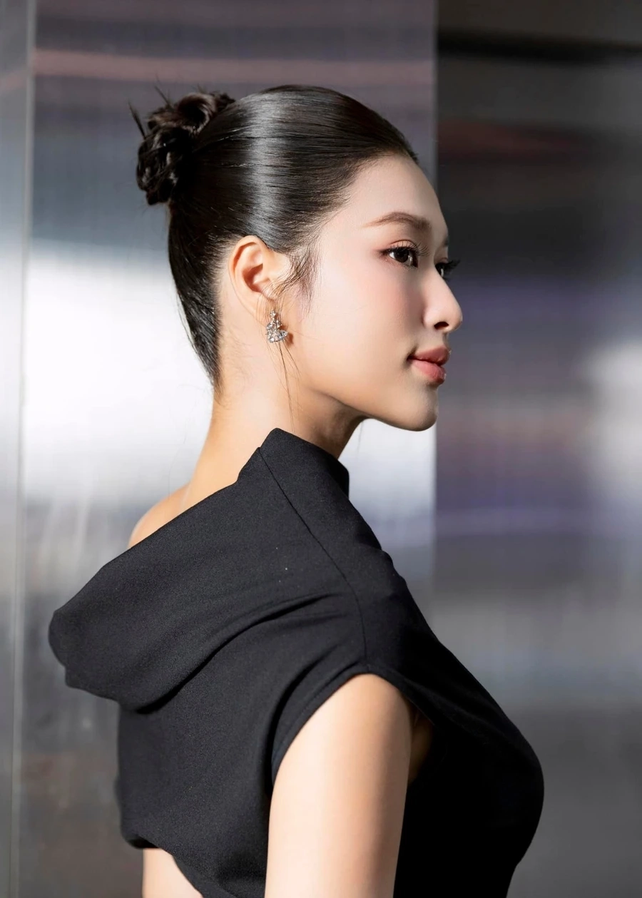 Bài Thuyết Trình Của Thiên Ân thể hiện tài năng giao tiếp và sự tự tin.