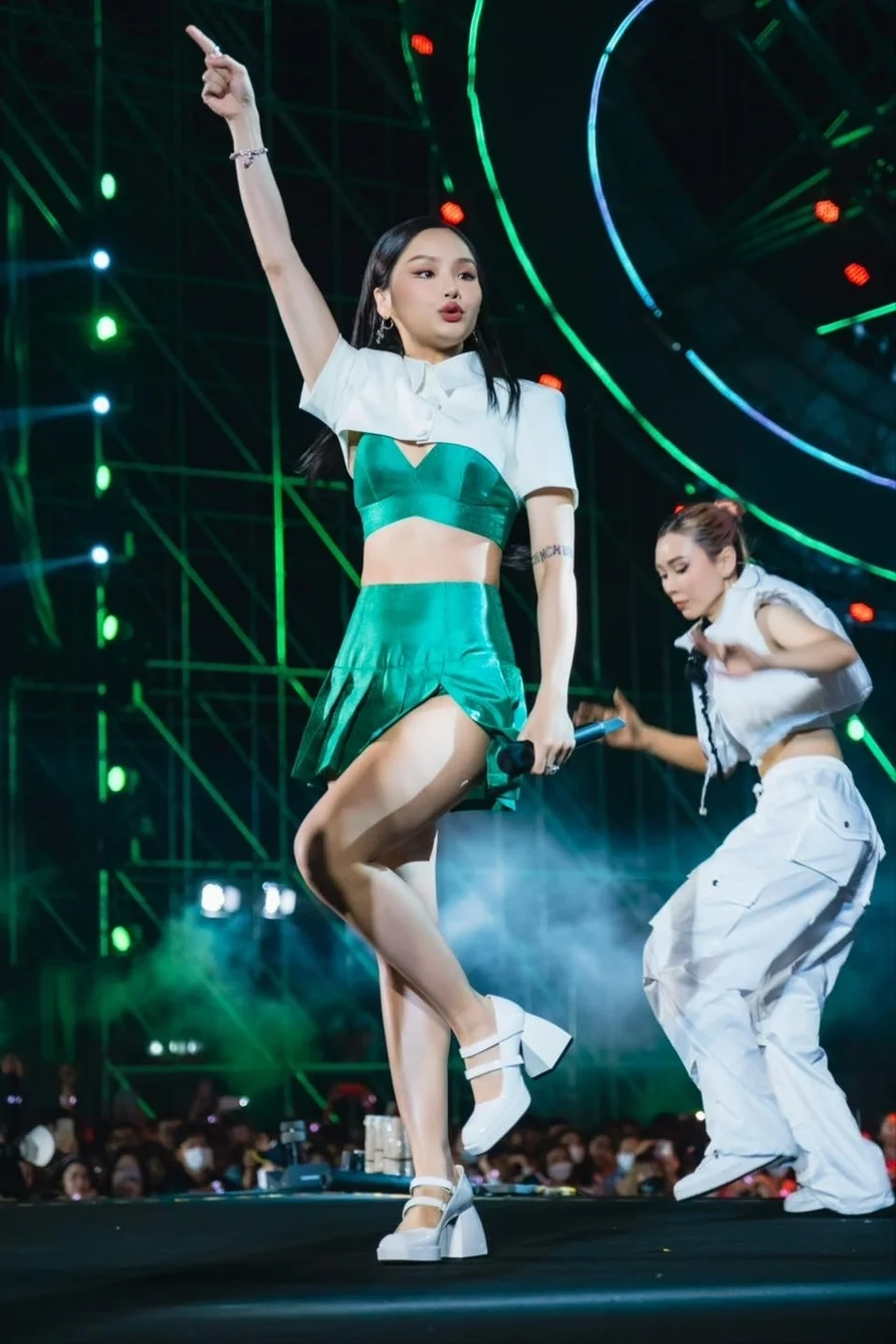 Ca sĩ Miu Lê luôn là cái tên được yêu thích trong giới âm nhạc Việt.