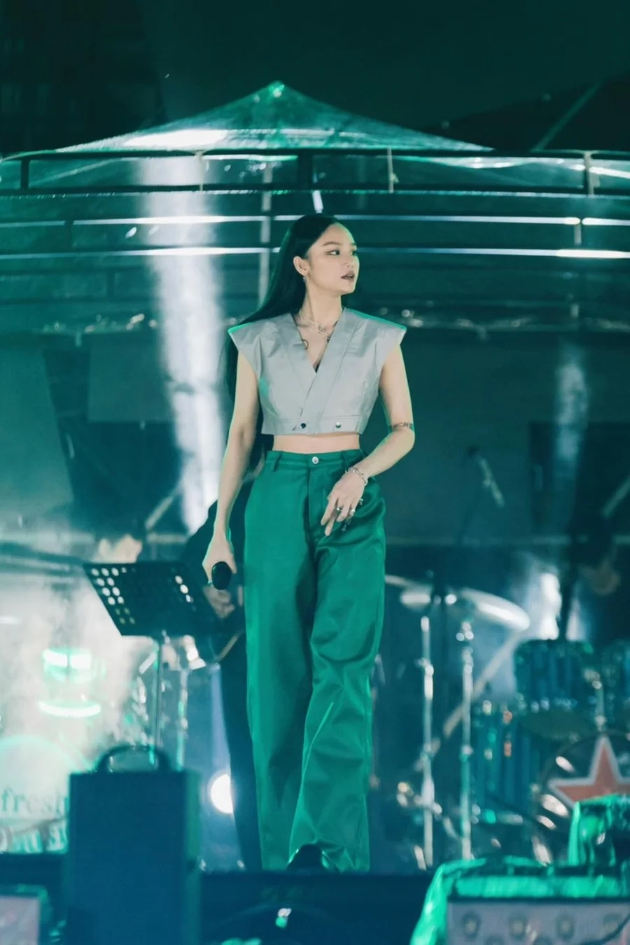 Da Lab Miu Lê là sự kết hợp ăn ý mang đến những ca khúc ấn tượng.