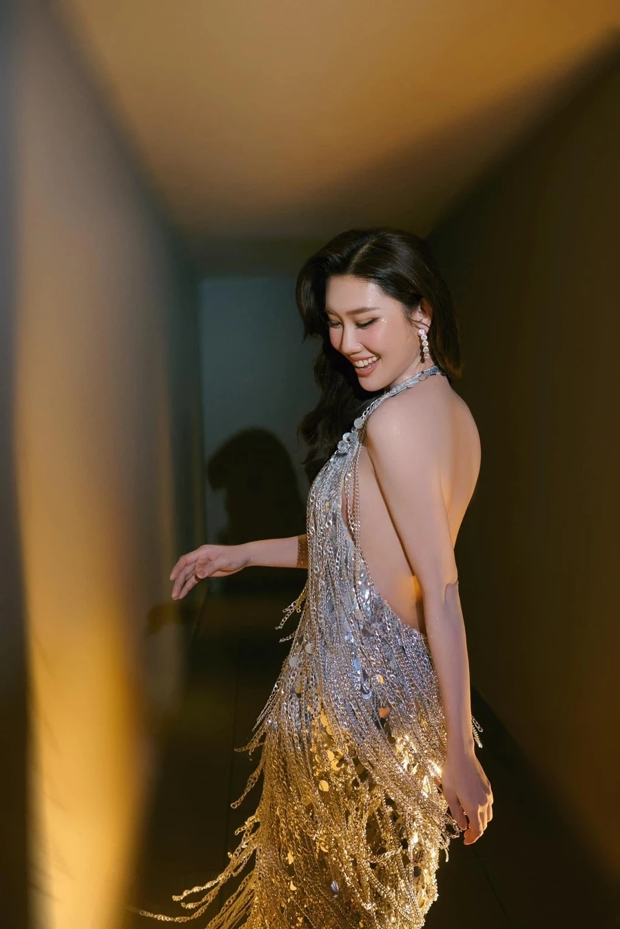 Người mẫu Thúy Ngân luôn gây chú ý nhờ những bộ ảnh quyến rũ và phong cách đầy ấn tượng.