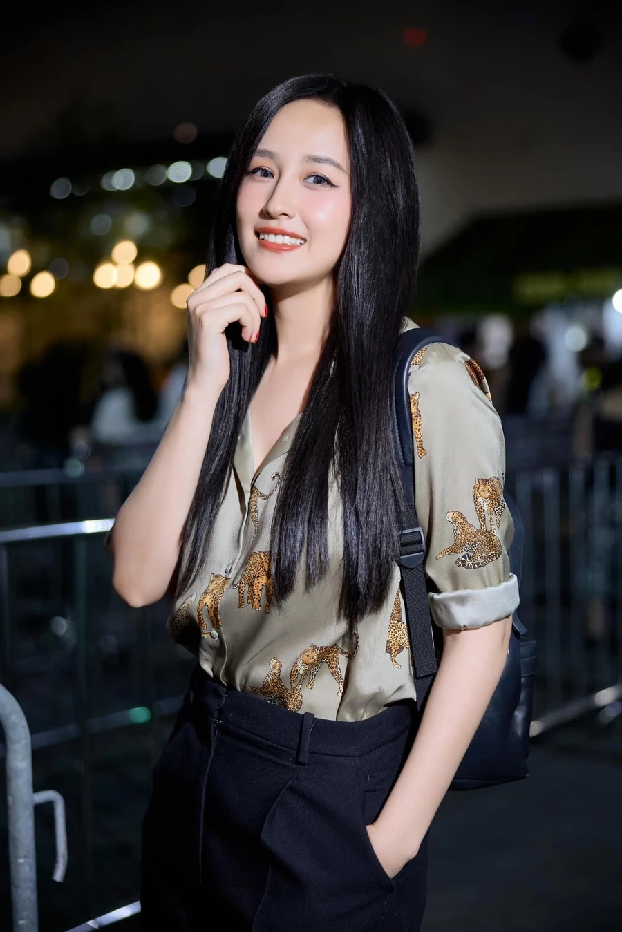 Hoa hậu 2006 Mai Phương Thúy không chỉ xinh đẹp mà còn tài năng nổi bật.