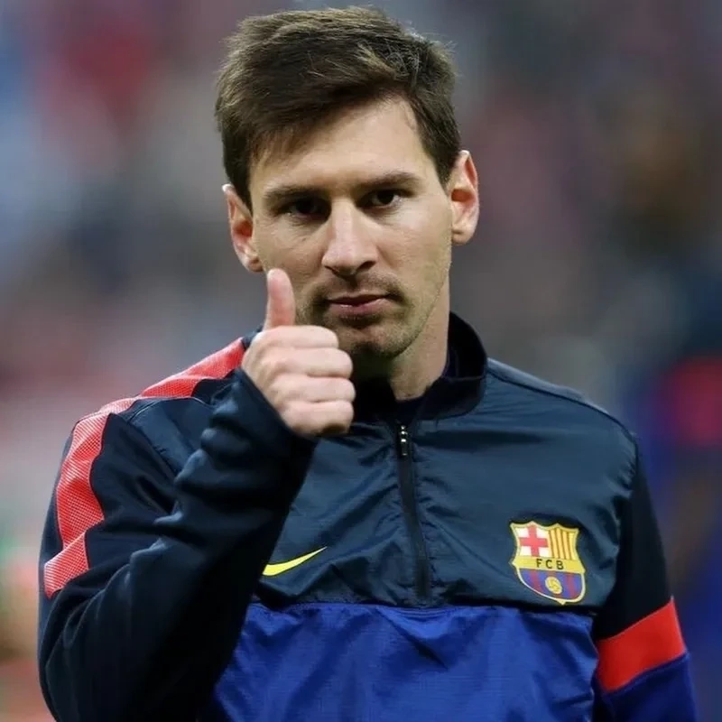 Ronaldo meme messi cho thấy những pha đối đầu không ngừng giữa hai ngôi sao.