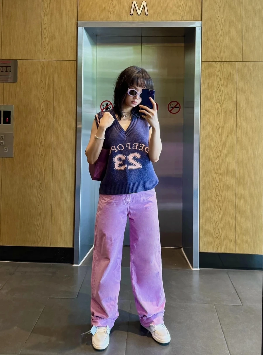 Hình ảnh ca sĩ Miu Lê luôn mang đến cảm giác gần gũi và dễ mến.