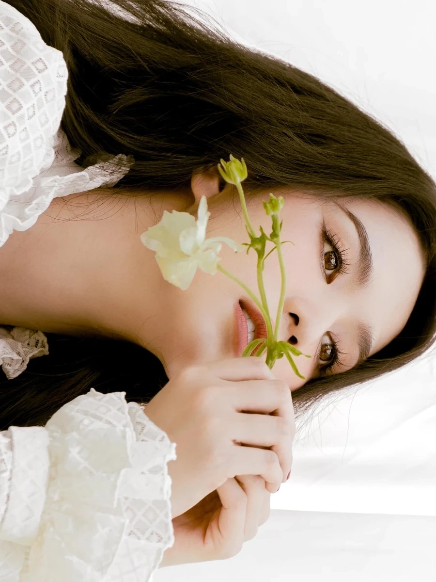 Ngọc Trinh không mặc nội y là một phong cách táo bạo thu hút sự chú ý của công chúng.