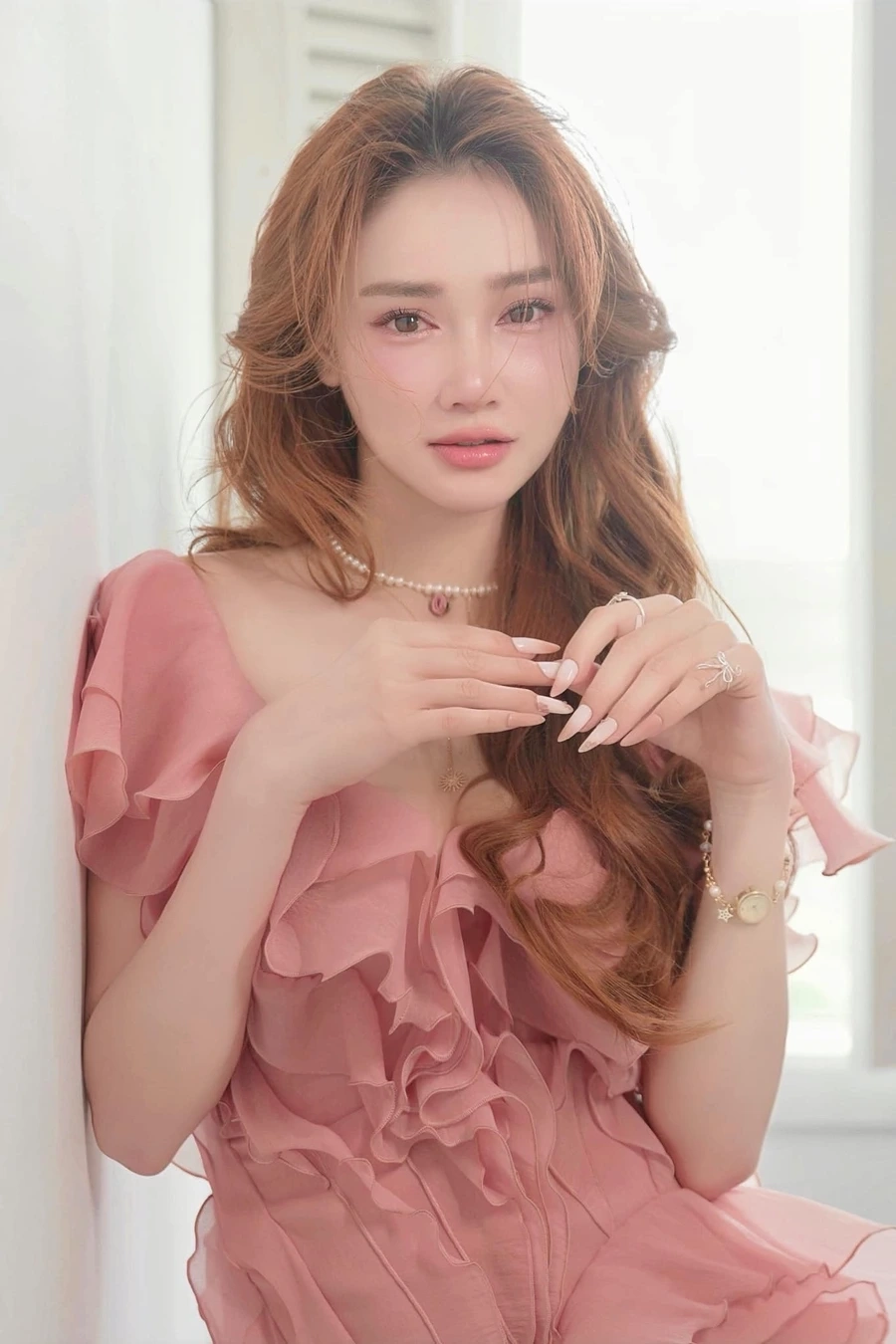 Nhã Phương Bikini luôn khiến người hâm mộ phải trầm trồ vì sắc vóc quyến rũ.