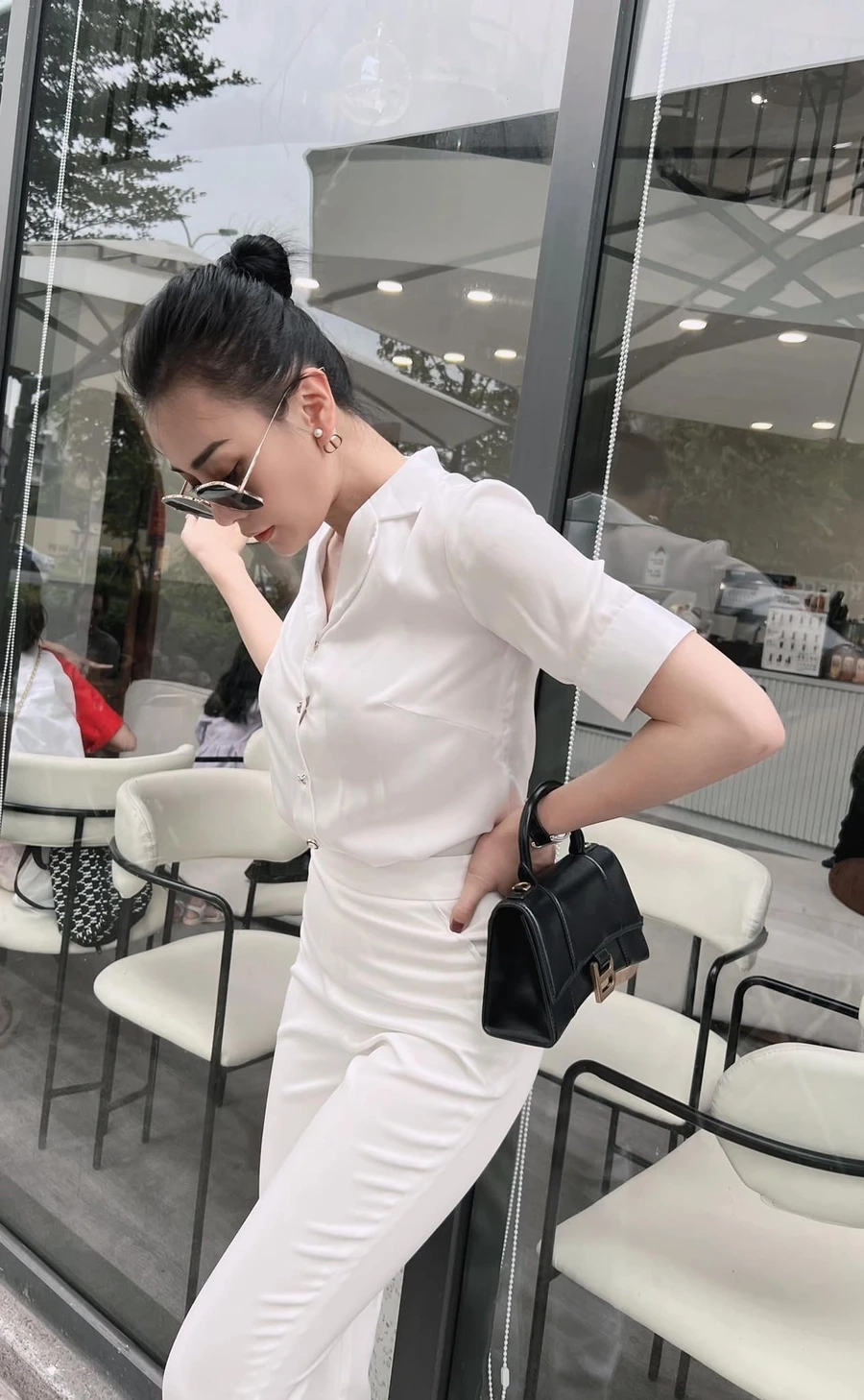 Diễn viên Phương Oanh và Shark Bình đã tạo nên những kỷ niệm đáng nhớ trong ngành giải trí.