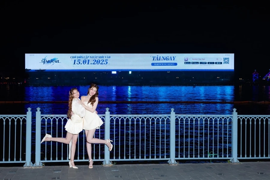 Vẻ đẹp Thúy Ngân bikini sexy luôn thu hút mọi ánh nhìn và làm trái tim fan loạn nhịp.