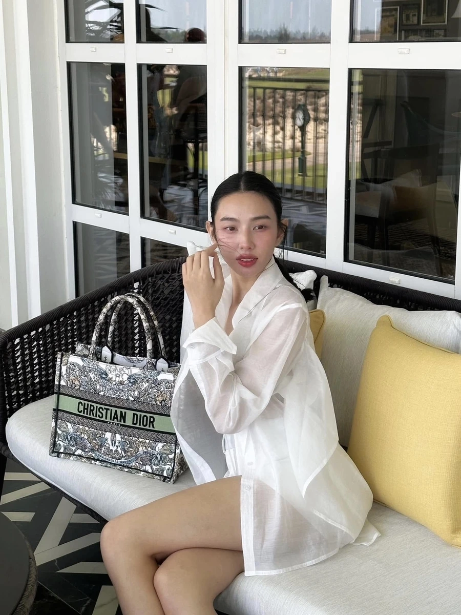 Bài hát Gieo Quẻ đầu năm mở ra năm mới với nhiều may mắn và niềm vui.