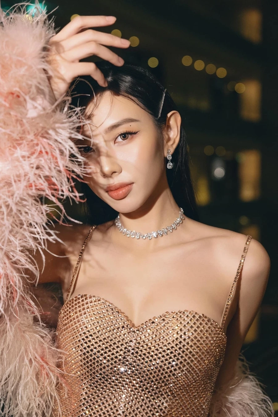 Ca nhạc Gieo Quẻ của Hoàng Thùy Linh là món quà âm nhạc thú vị dành cho khán giả.