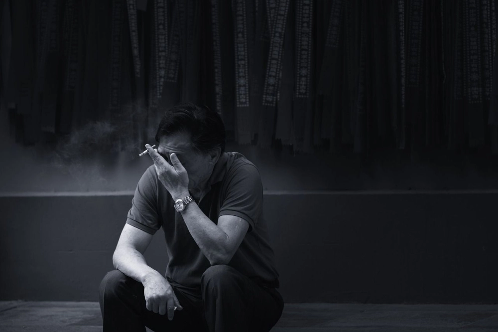 Ảnh buồn làm ảnh đại diện Facebook, biểu lộ cảm xúc thật nhất